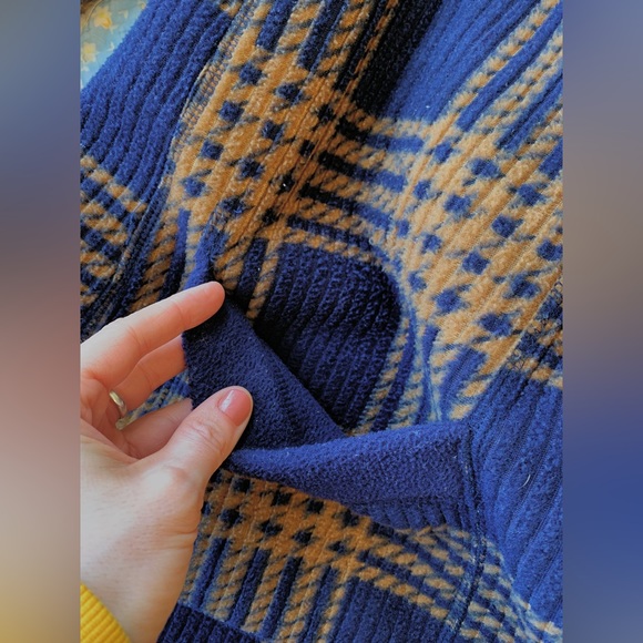 Vintage Navy Plaid Fleece Shacket - Picture 5 of 7